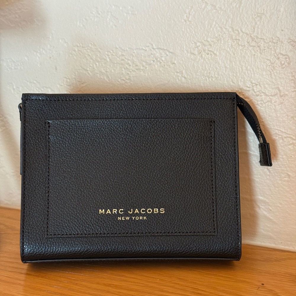 Marc Jacobs Grind Leather Black Cosmetic Pouch Gold Tone Hardware